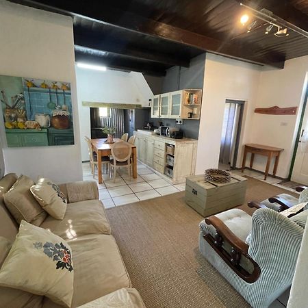 Kleine Vrede Farm Cottage Hermanus Exterior foto